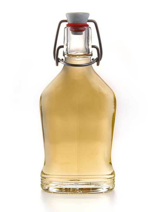 Curve Flask with WHISKY